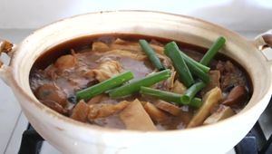 Hong Kong Clay Pot Braised Lamb: A Warming Winter Recipe