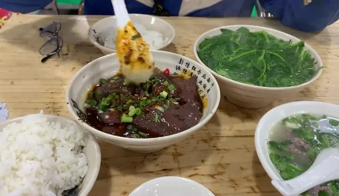 Prepare the beef soup, pork flour, and vegetable soup (No specific instructions provided in the transcript)