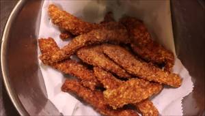 Crispy Macadamia Crusted Chicken Strips Recipe