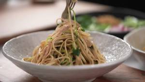 Cool Chinese Chicken & Sesame Noodles: A Refreshing Summer Recipe