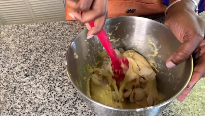 Gently fold in the halved lychees.