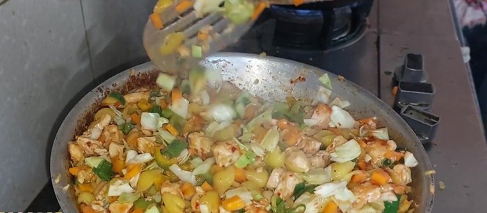 Cool the filling completely.
