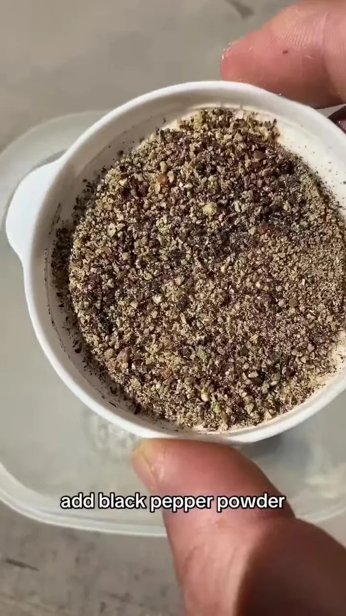 Prepare the sauce: Mix together chicken bouillon powder, yum yum powder, black pepper powder, sugar, oyster sauce, soy sauce, dark soy sauce, and sesame oil. Mix well until everything is combined.