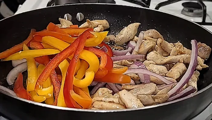 Add fresh pepper and saute for 30 seconds.
