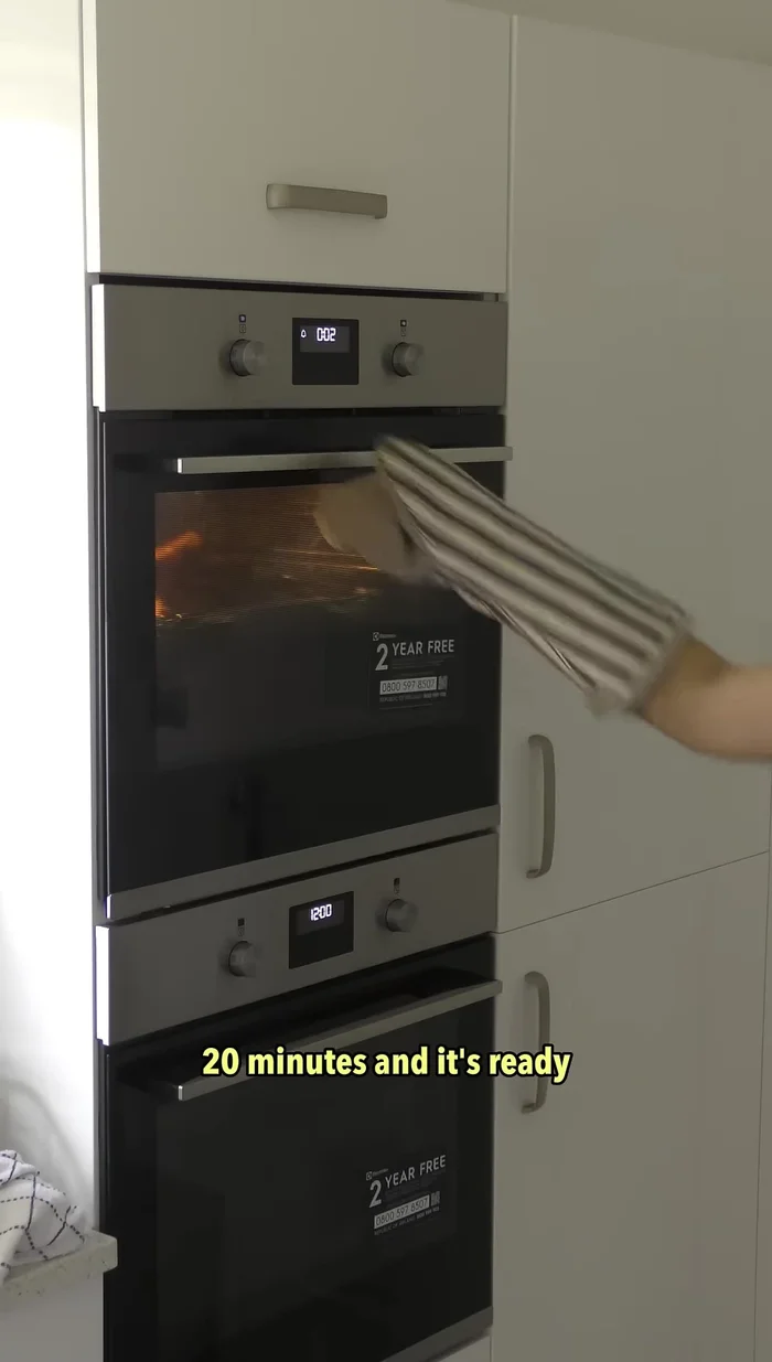 Return the chicken to the oven and roast for another 20 minutes.