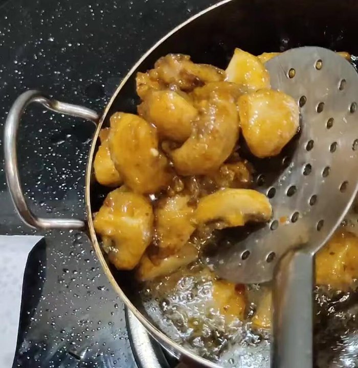 Remove fried mushrooms and set aside.