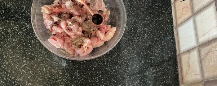 Marinate chicken with salt, pepper, soy sauce, vinegar, egg, flour, and cornstarch. Let it rest for 10-15 minutes.