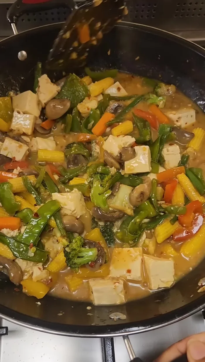 Stir well until the sauce thickens.