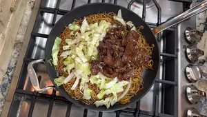 Best Beef Chow Mein Recipe - Easy Homemade Guide