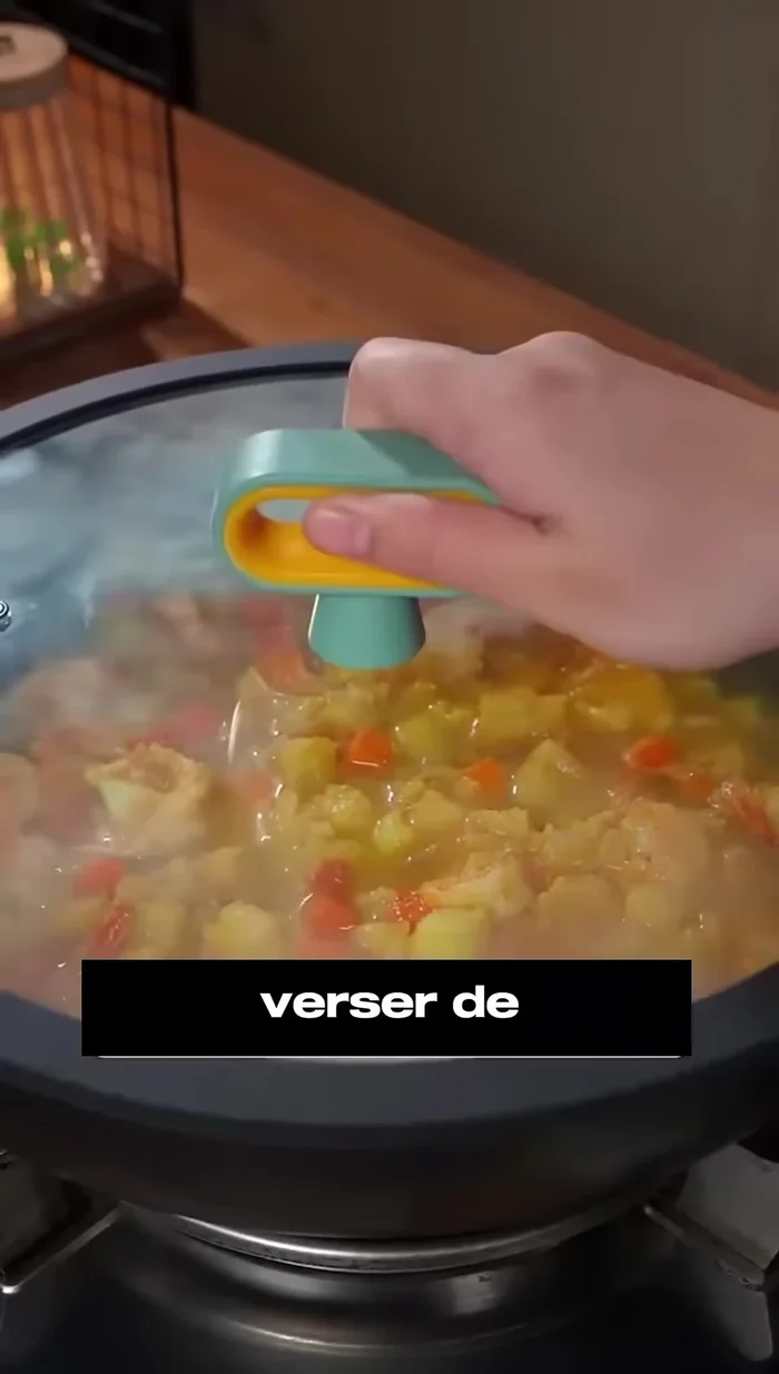 Pour in hot water, cover, and cook for 4-5 minutes.
