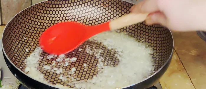 Make the gravy: In a pan, sauté chopped garlic until fragrant. Add water (about 1/4 cup) to prevent burning. Add soy sauce, white vinegar, brown sugar, pepper, and ketchup. Simmer until slightly thickened.