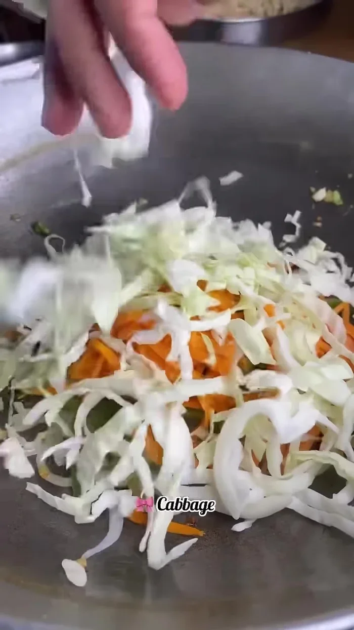 Add the chopped vegetables and sauté on high flame for 2-3 minutes.
