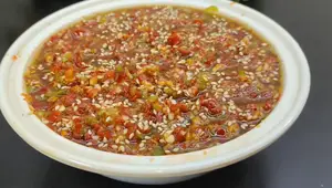 Homemade Chinese Chili Sauce Recipe: Easy & Delicious