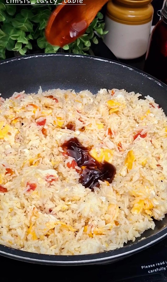 Add oyster sauce (optional). Mix and fry for another 1-2 minutes.
