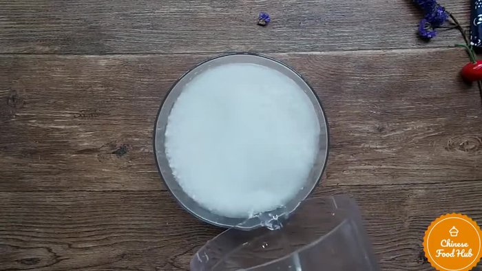 Divide the dough and filling into equal portions.