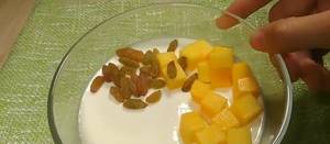 Double Boiled Milk Pudding (Shuang Pi Nai) Recipe - Cantonese Dessert