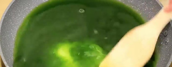 Prepare the chili sauce (optional): If desired, adjust your sweet chili sauce by adding rice vinegar, sugar, or salt to taste. (The transcript doesn't provide a specific chili sauce recipe)