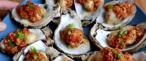 Grilled Oysters with Garlic: A Chinese Street Food Delight
