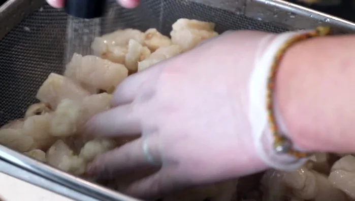Continue rendering the lard. (Heat and simmering process takes place.)