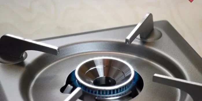 Add filling to each circle. (Implied by music and audio)