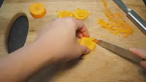 Carved Carrot Pumpkins: A Fun & Festive Chinese Recipe