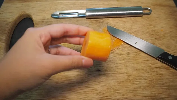 Begin by selecting your carrots. Choose carrots that are firm and relatively uniform in size and shape for easier carving.