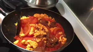 Stir-Fry Beef with Tomato & Egg: Simple Hong Kong Recipe