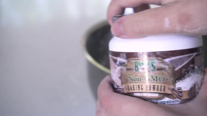 Combine all dry ingredients: flour, cornstarch, baking powder, and yeast.
