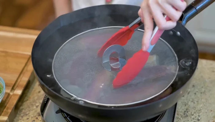 Boil for 6-8 minutes, or until cooked through.