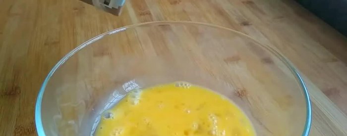 Cook the crepes one by one in a crepe pan.
