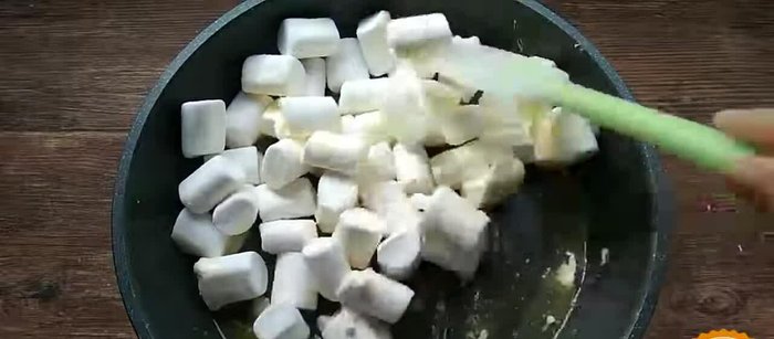 Combine prepared marshmallows and biscuits.
