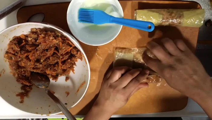 Cut the roll into smaller pieces.