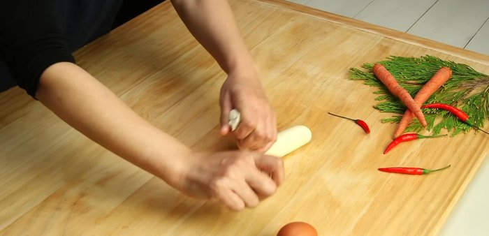 Seal the dumplings. (Techniques vary, but this involves shaping the dough to enclose the filling securely.)