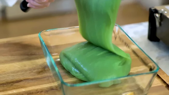 Pour the thickened mixture into a container, flatten it, and let it cool at room temperature for at least 5 hours, or until completely set. Do not refrigerate.