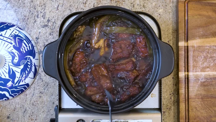 Finish sweet and sour ribs sauce.