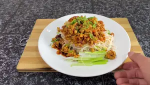 Chicken Keema Noodles: A Spicy Desi Chinese Recipe