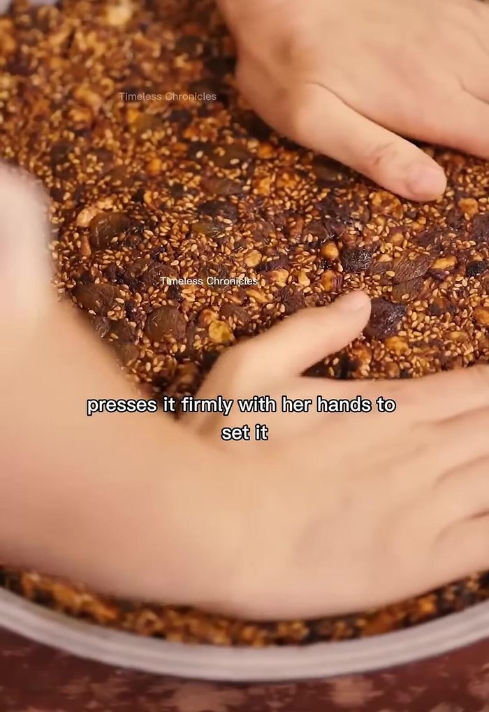 Let the mixture sit until it becomes compact and solid.