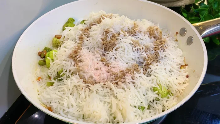 Add 1 tablespoon soy sauce, salt to taste, 1 tablespoon oregano, 1 tablespoon chili flakes, and 1/2 teaspoon black pepper powder.