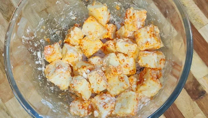 Let the coated paneer rest for 5 minutes.