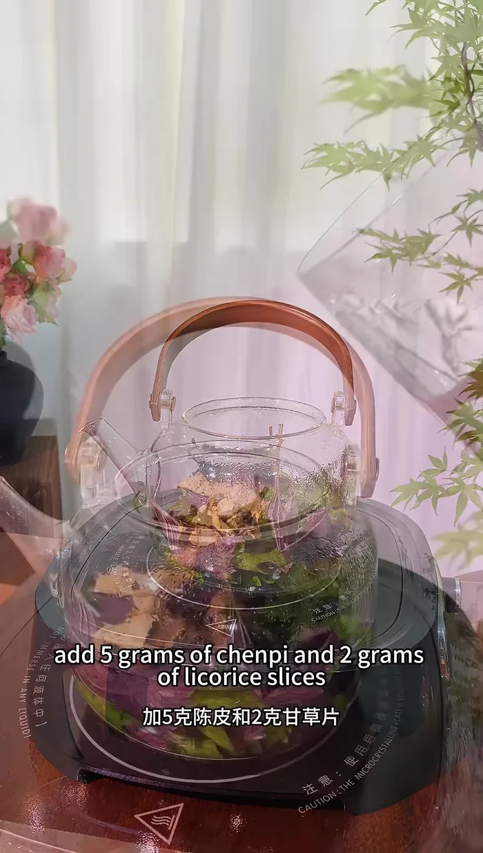 Pour in approximately 1 liter (4 cups) of water.