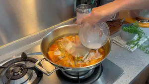 Singapore Style Curry Fish Head: Easy Restaurant Recipe