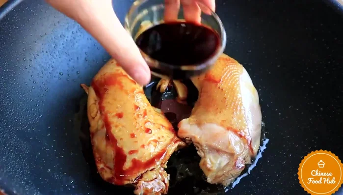 Sear the chicken: Brown the chicken drumsticks on all sides over medium heat.