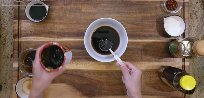 Prepare the sauce: Combine soy sauce, oyster sauce, sweet flower paste (or hoisin), black vinegar (or balsamic), brown sugar, honey, dark soy sauce, cornstarch (optional), chili flakes, and orange juice. Mix well.