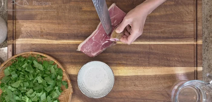 Prepare the Jingua Ham (or substitute): Dice the ham finely.