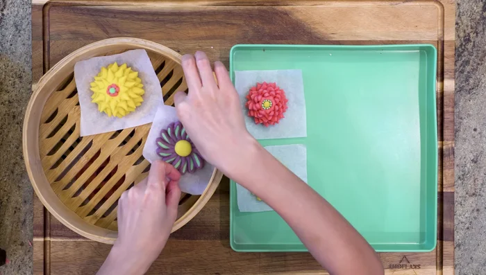 Let the buns rest at room temperature until they are one and a half times the size (483.52).
