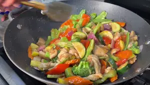 Delicious Chicken & Veggie Stir-Fry Recipe - Easy Asian Home Cooking